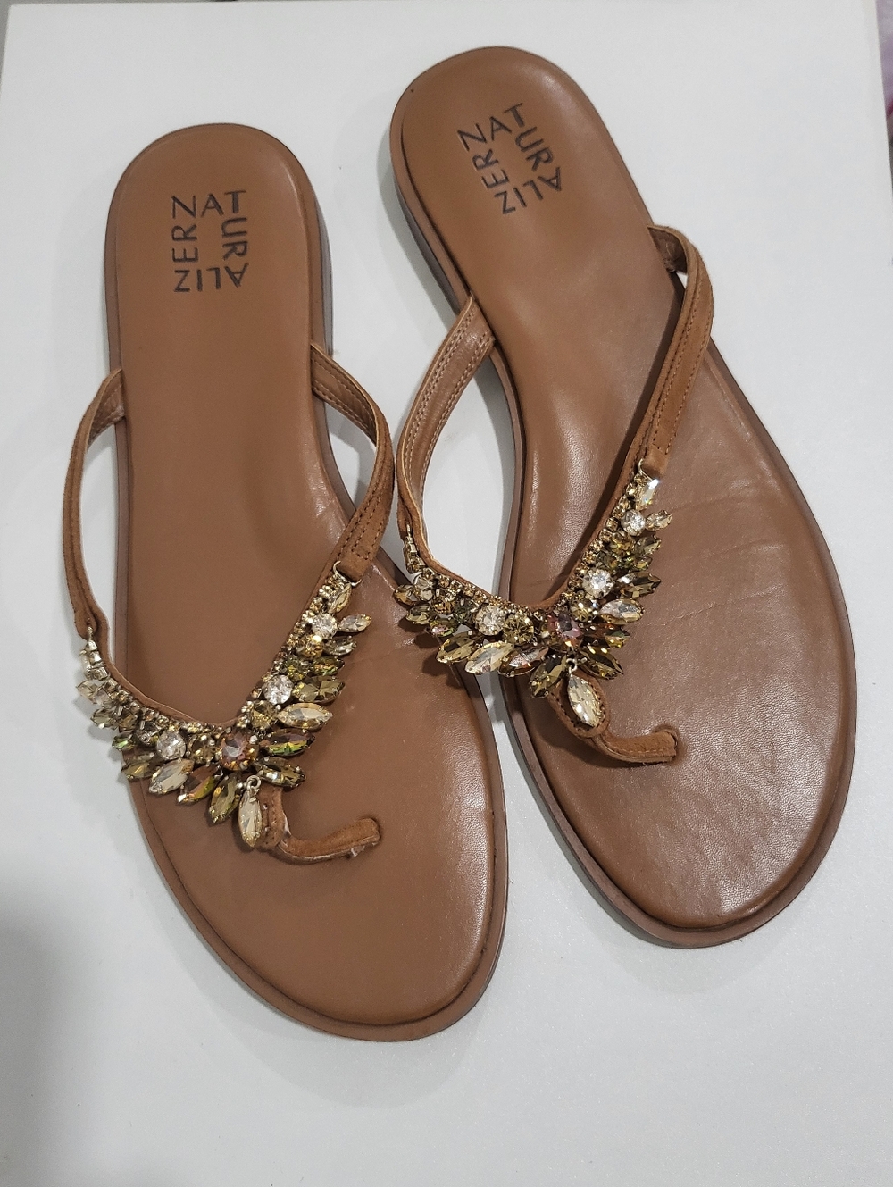 Naturalizer Fallyn Brown Mocha Embellished Thong Sandals - Size 11